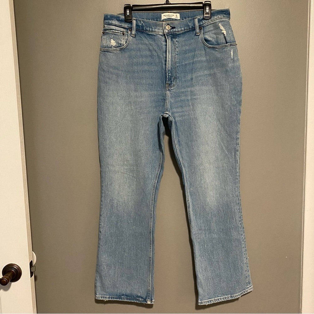 Abercrombie & Fitch Ultra High Rise 70’s Vintage Flare Blue Jeans